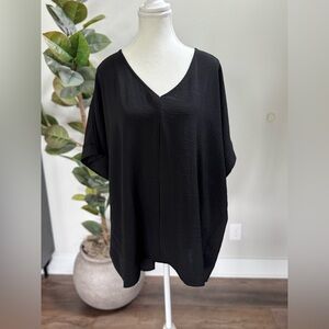 Black V-Neck Loose Fit Top XL Spin